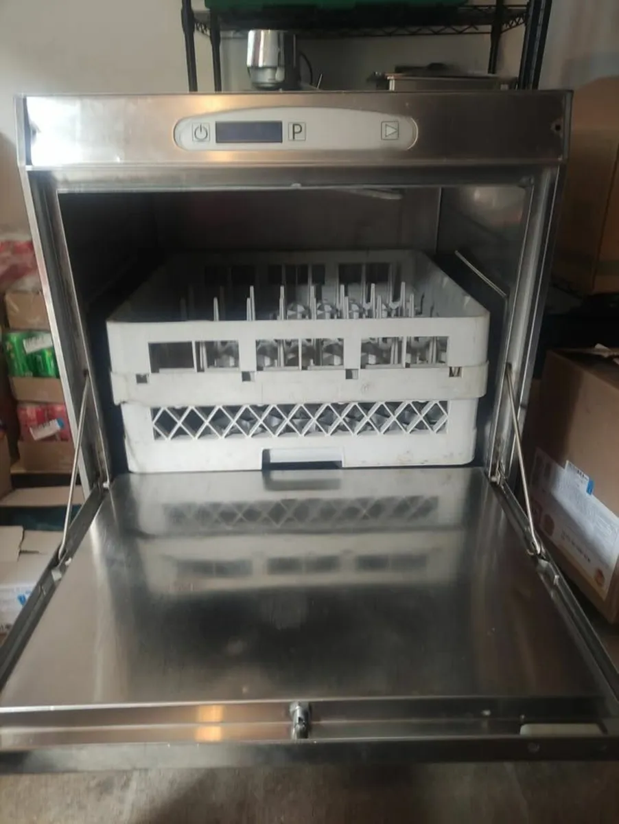 Undercounter Commercial Dishwasher - Image 2