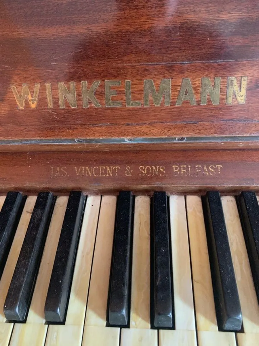 Piano - Image 1