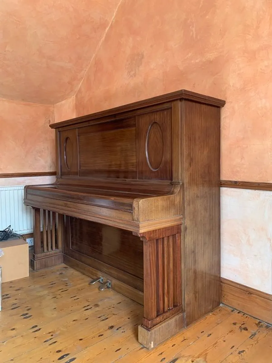 Piano - Image 3