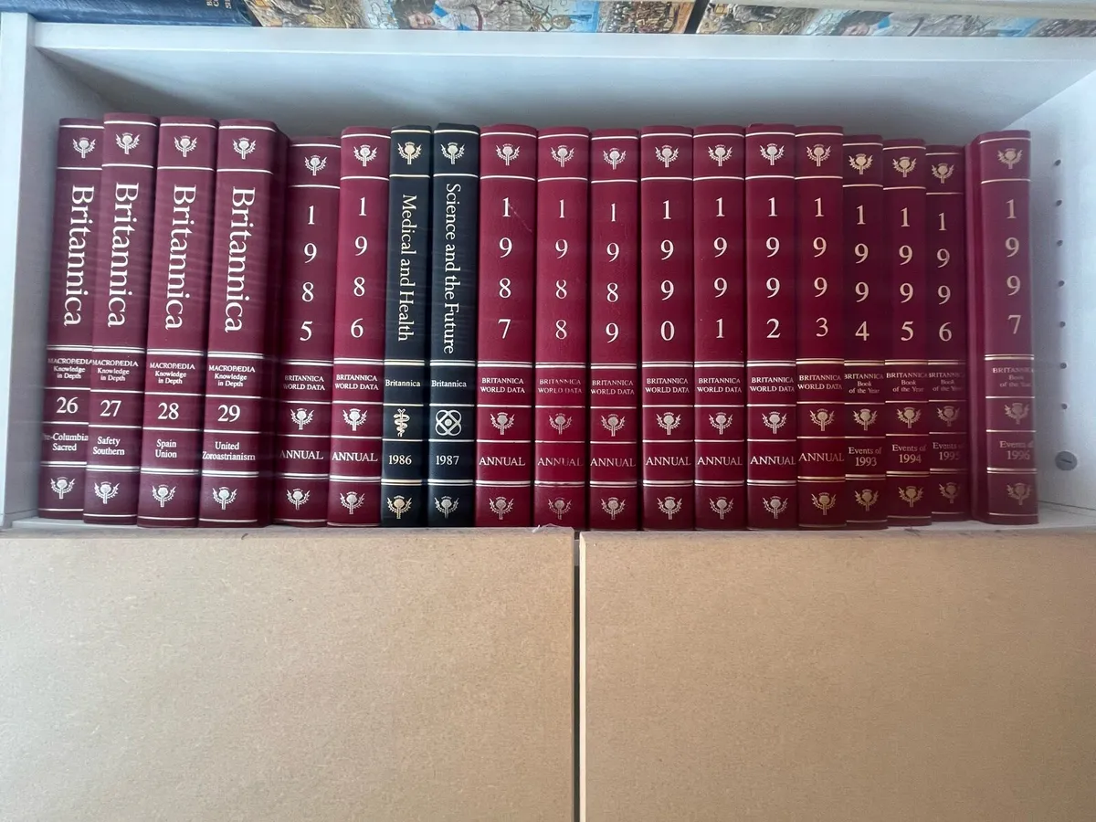 Britannica Books - Image 3