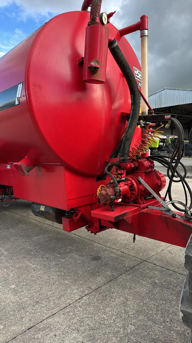 Hi spec Tanker - Image 3
