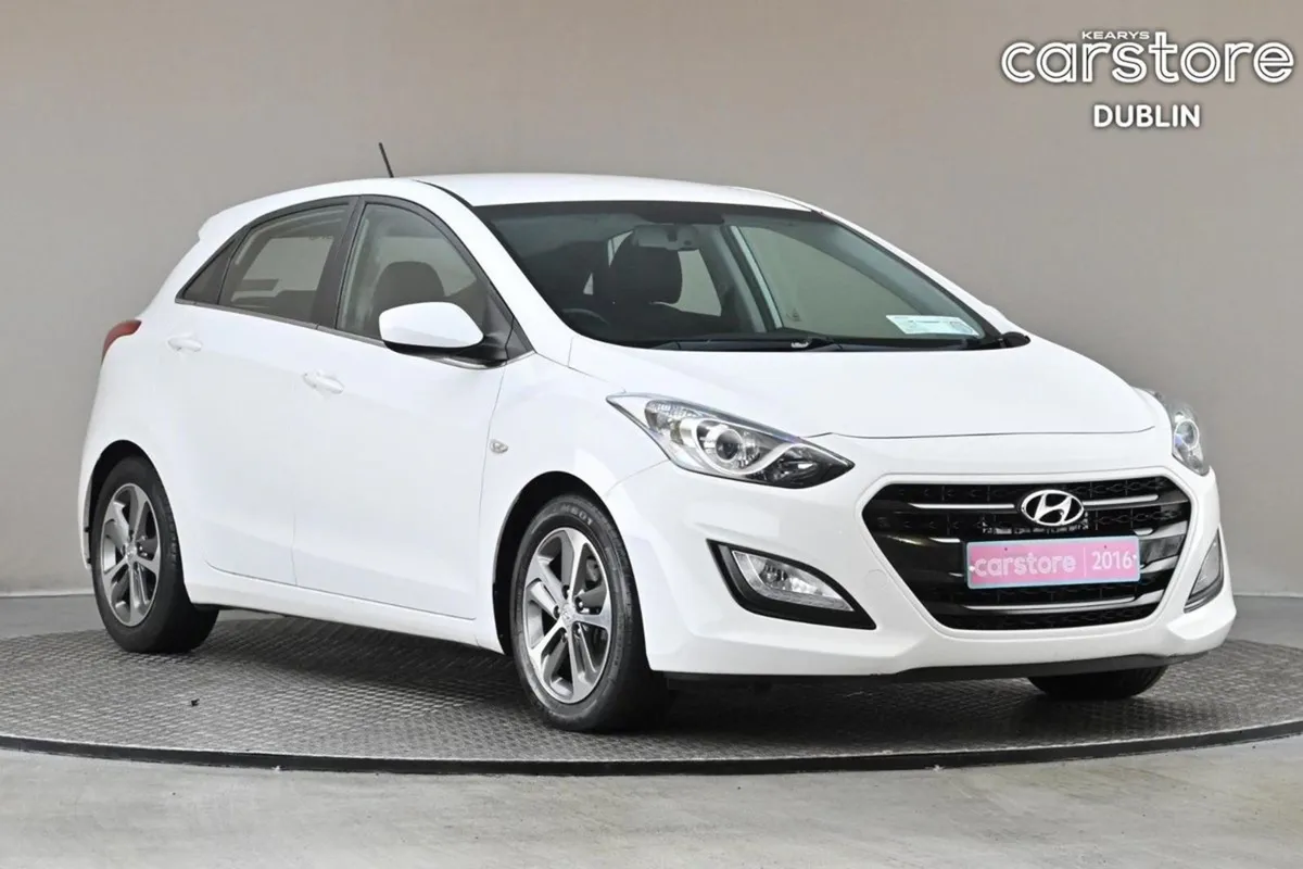 Hyundai i30 1.6 Crdi SE Bluedrive Auto - Image 1