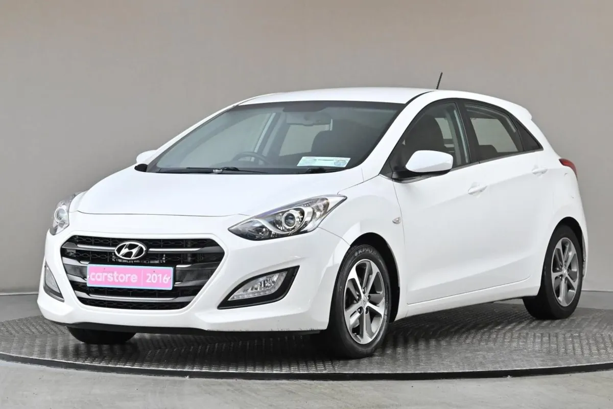 Hyundai i30 1.6 Crdi SE Bluedrive Auto - Image 3