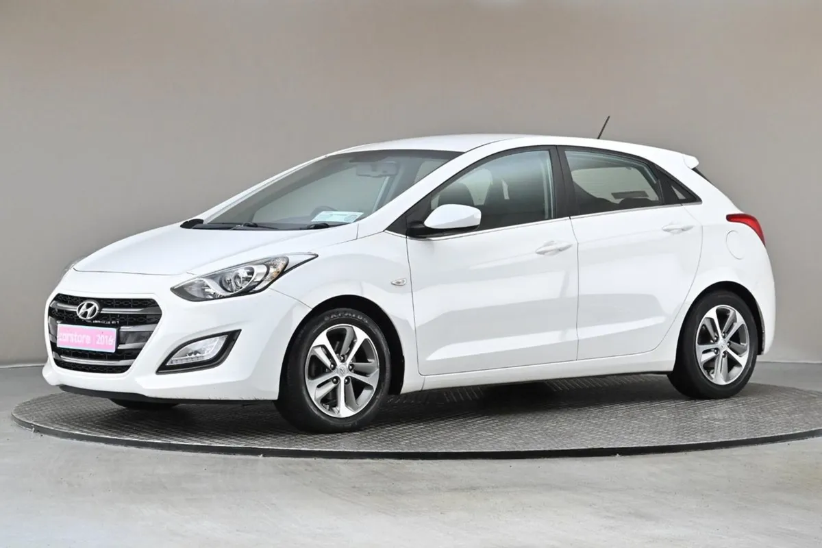 Hyundai i30 1.6 Crdi SE Bluedrive Auto - Image 4