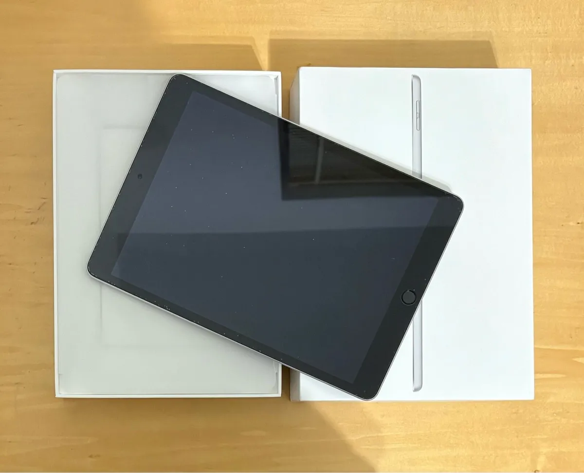 iPad 9th Generation - 64GB - Image 2