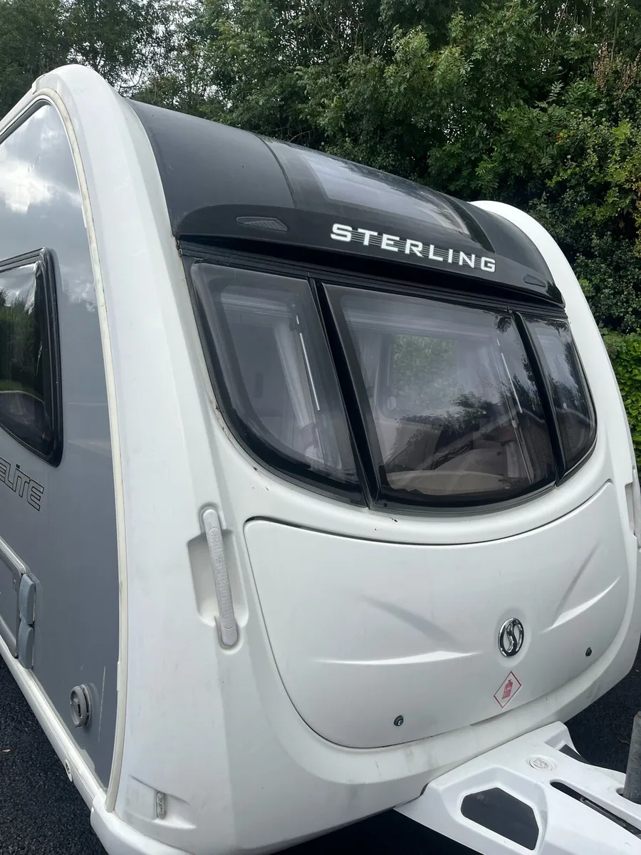 Sterling elite explorer 4 berth island bed - Image 2