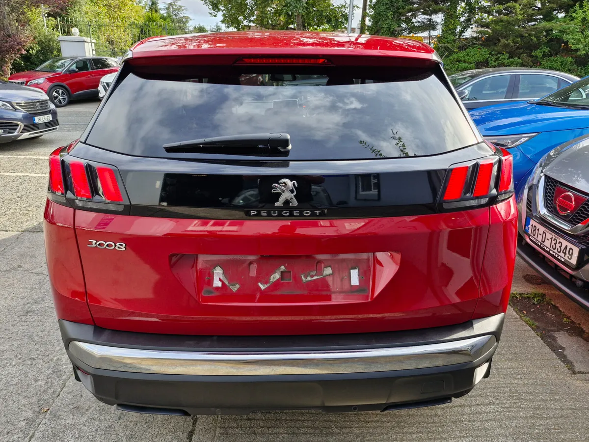 2018 PEUGEOT 3008 ALLURE 1.6 BLUE HDI 120HP MANUAL - Image 4