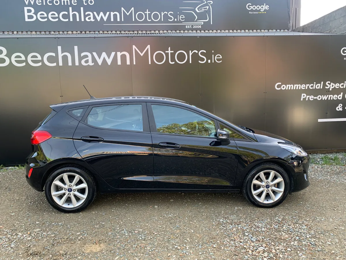 FORD FIESTA 1.1 70PS ZETEC 5DR - Image 2