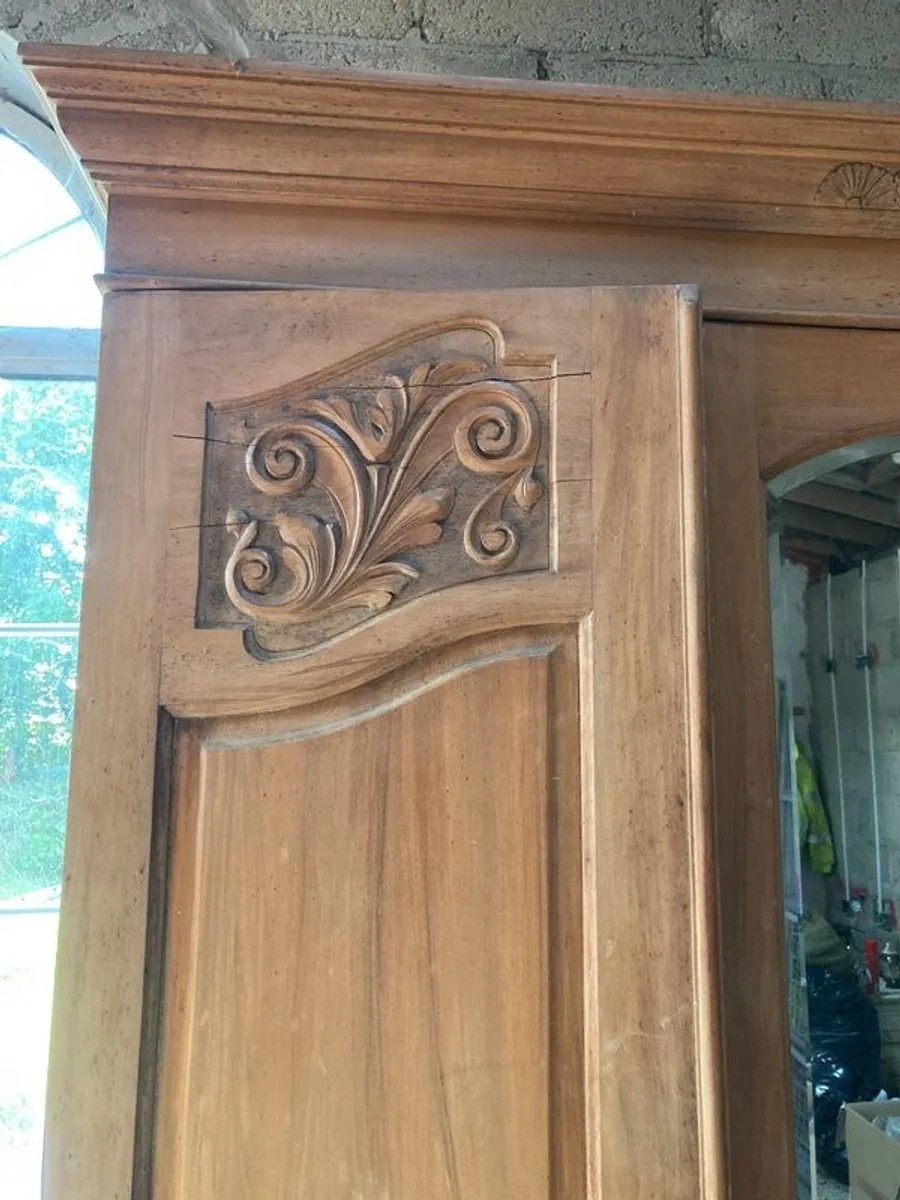 A Beautiful Pine Victorian Wardrobe - Image 4