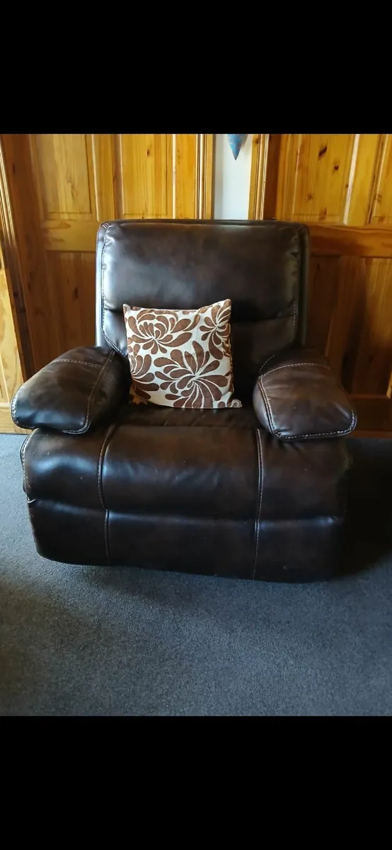 Arm chair