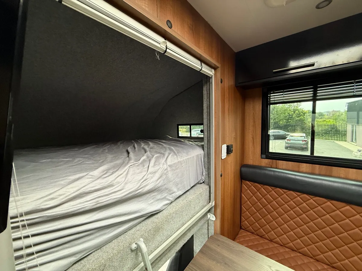 Mercedes-Benz Sprinter 2006 - Image 4