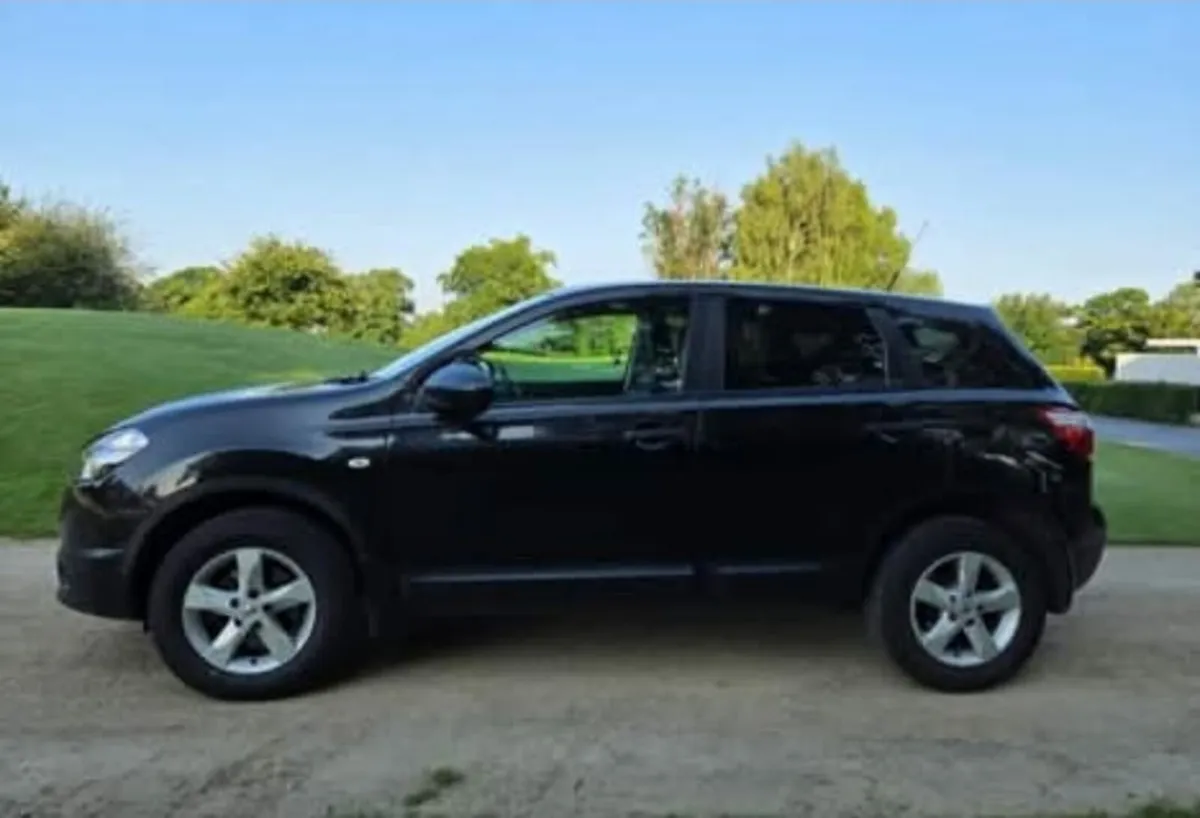 2013 NISSAN QASHQAI - Image 1
