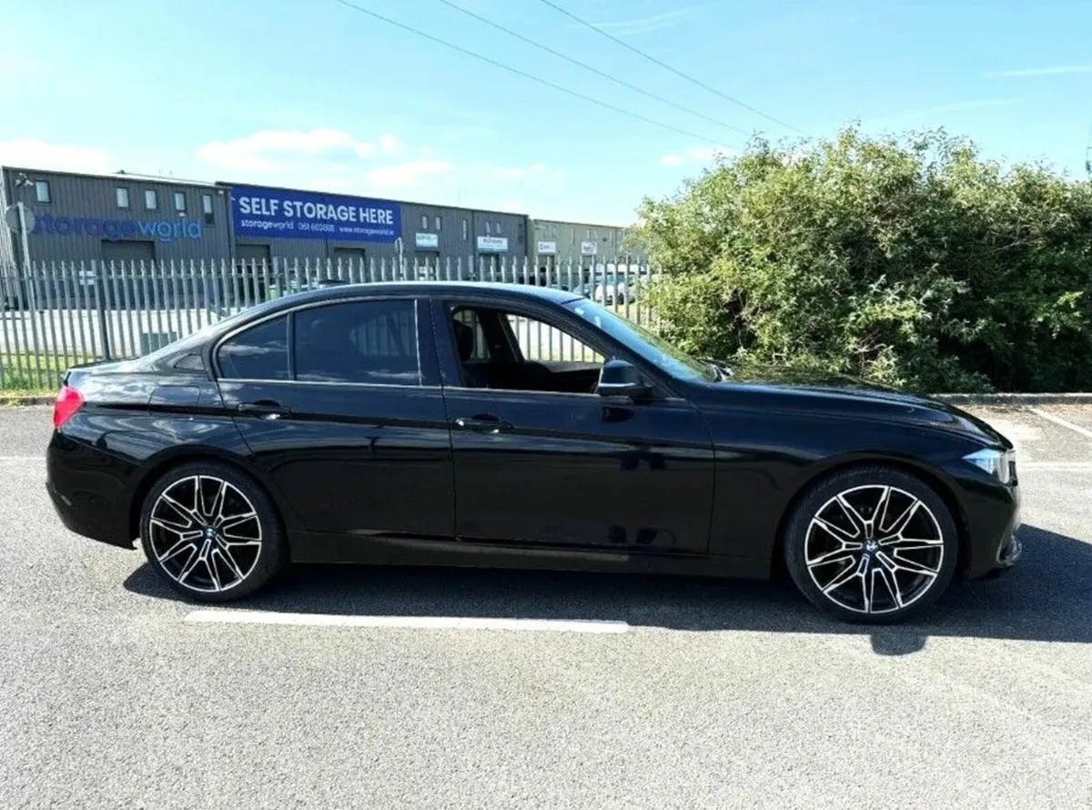 BMW 3-Series 2017 ED Plus - Image 4