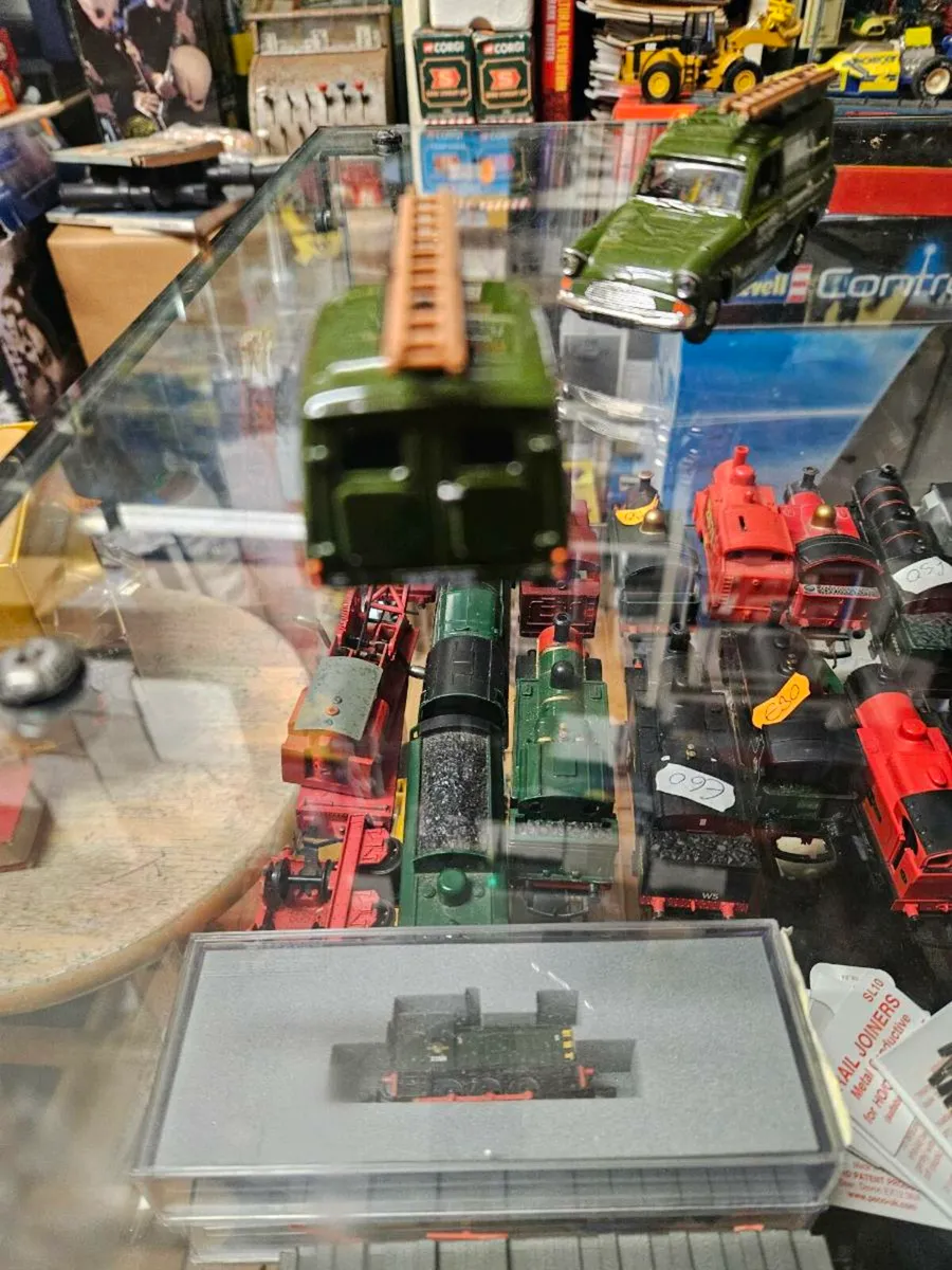 Corgi Vanguards Post Office Vans 1.43 - Image 4
