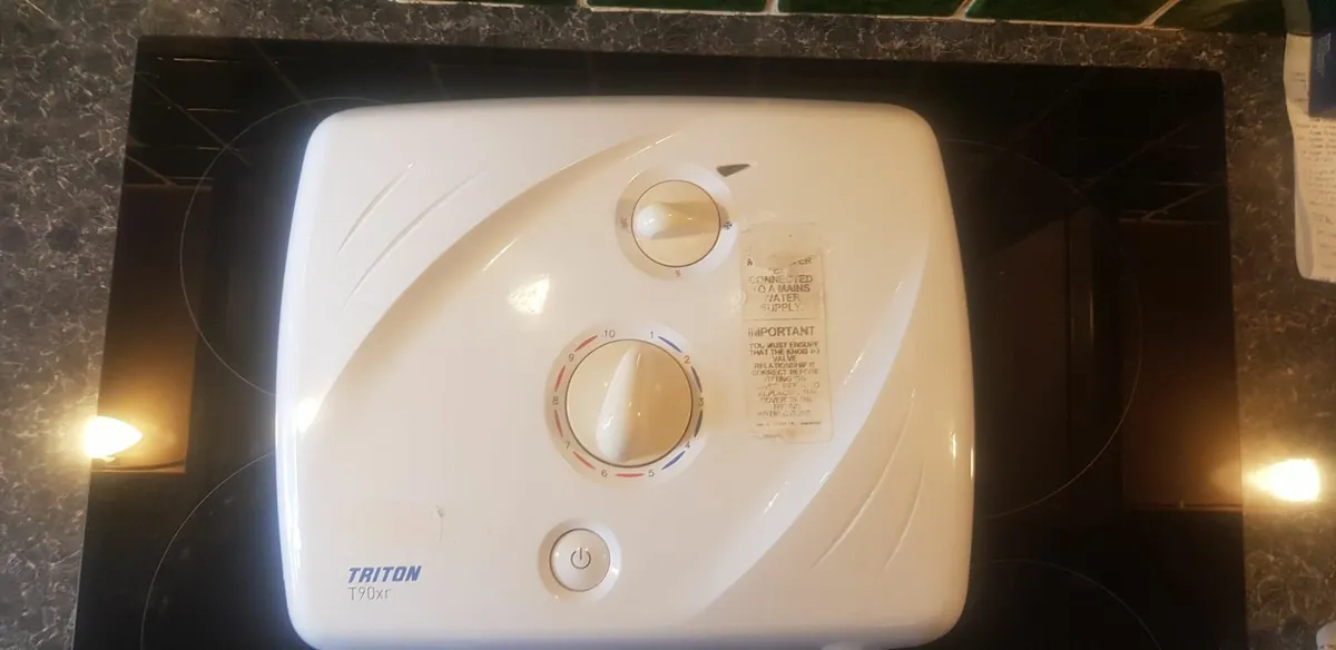 Triton t90xr shower mains fed - Image 2