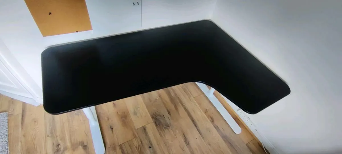 Office Desk - Image 3
