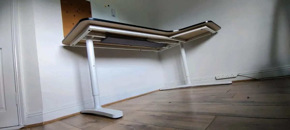 Office Desk - Image 4