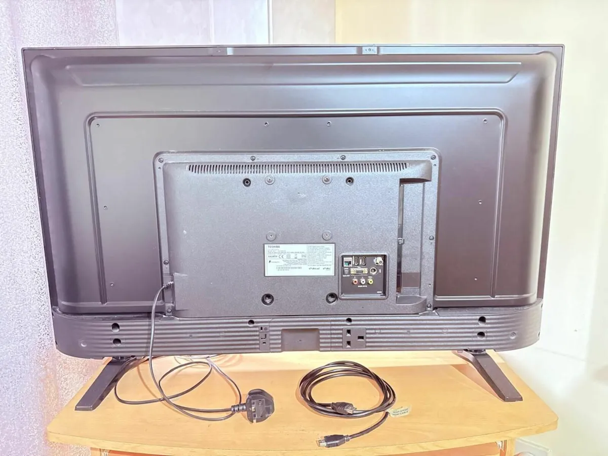 TOSHIBA  43 Inch 4K ULTRA HD Model No- 43U2963DB. - Image 3