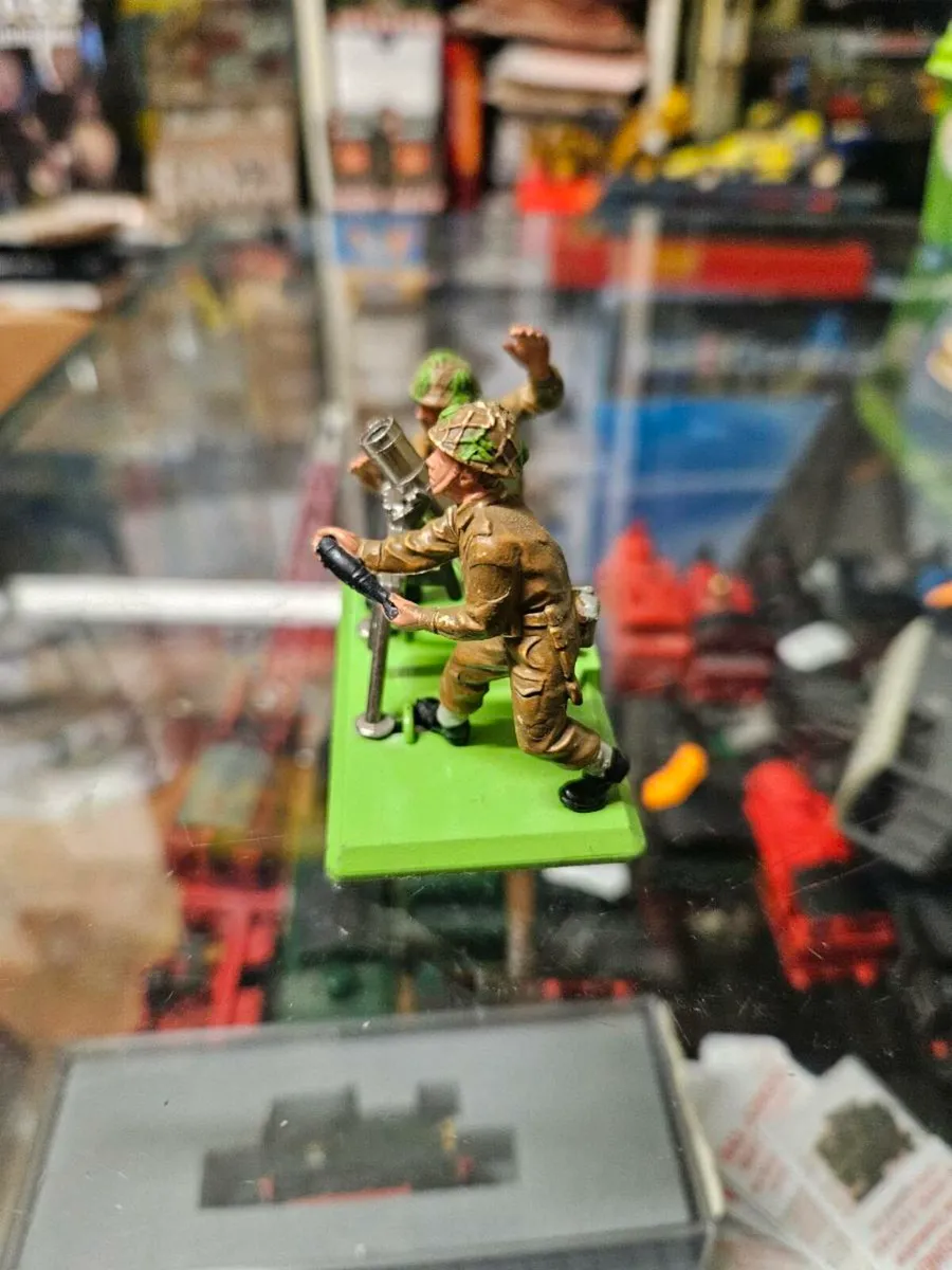 Britain's 1970's British Army Mortor Crew - Image 3