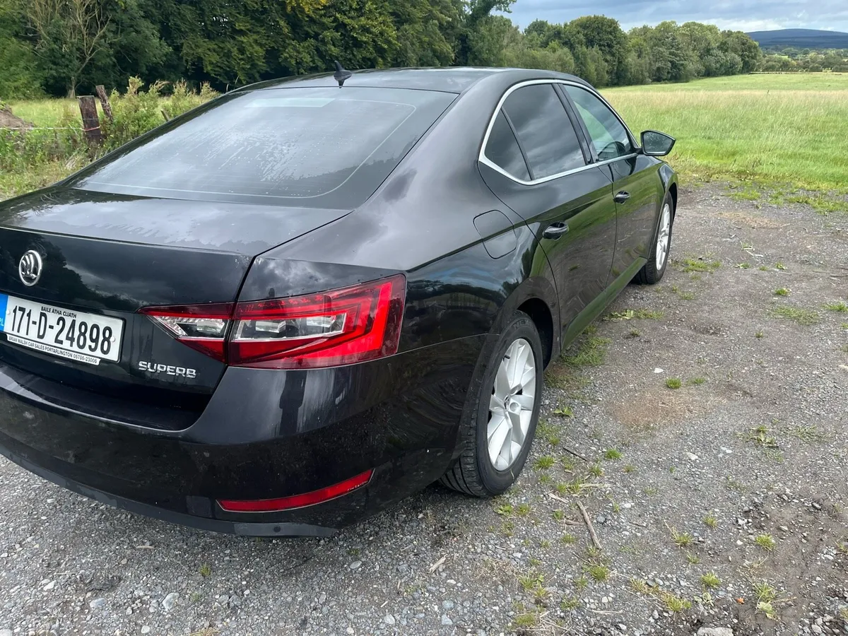 Skoda superb - Image 3