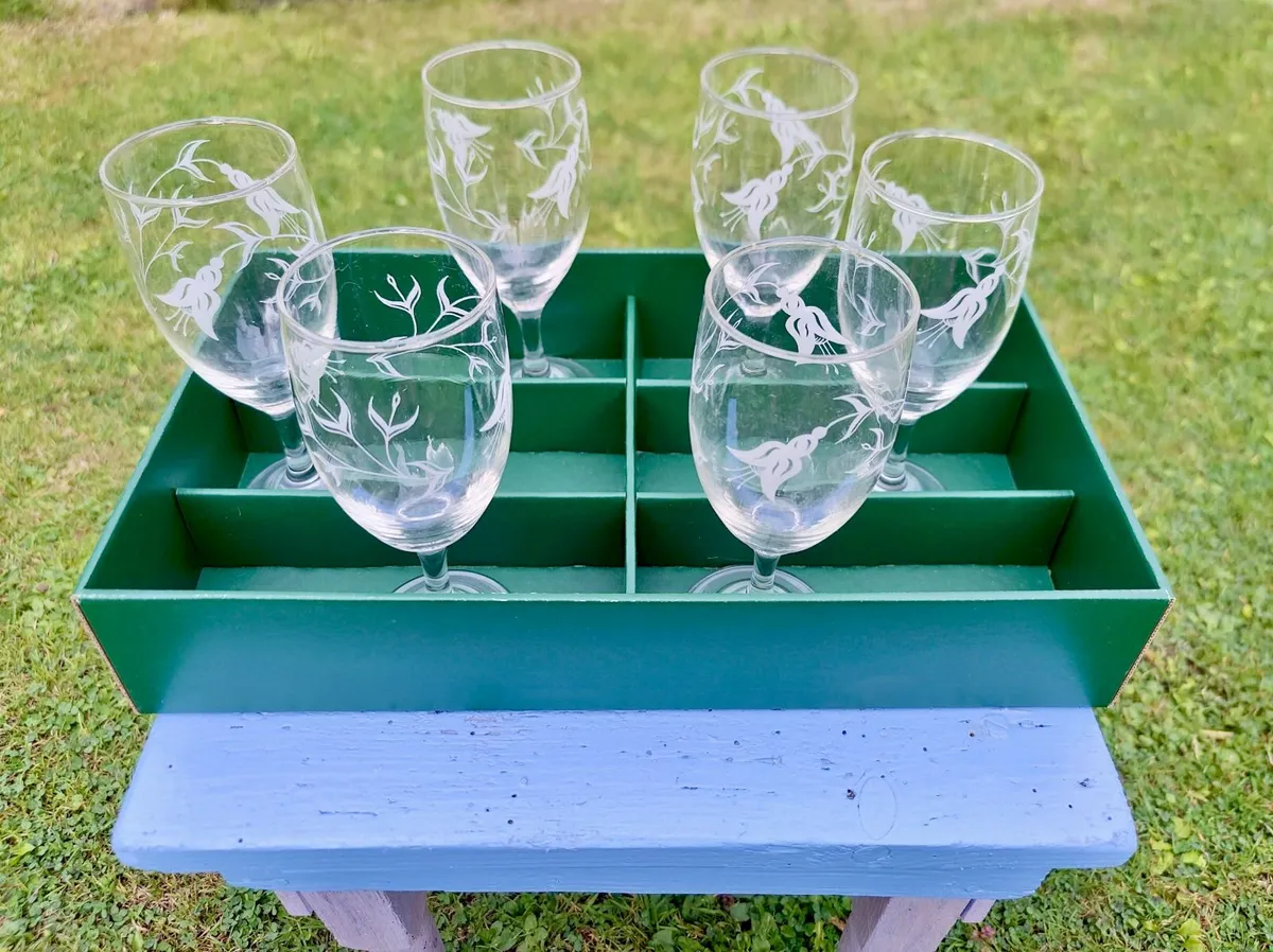 BNIB: Vintage Eamon Wine Glass (6pc Set) Ireland M - Image 3