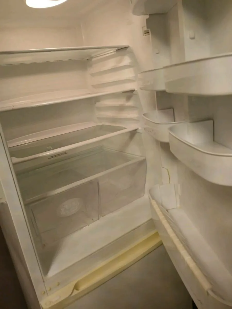 Fridge freezer - Image 4