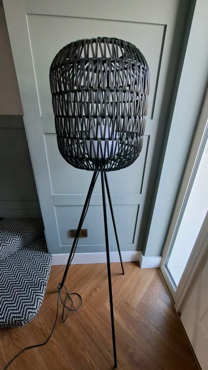 Standing lamp - Image 1