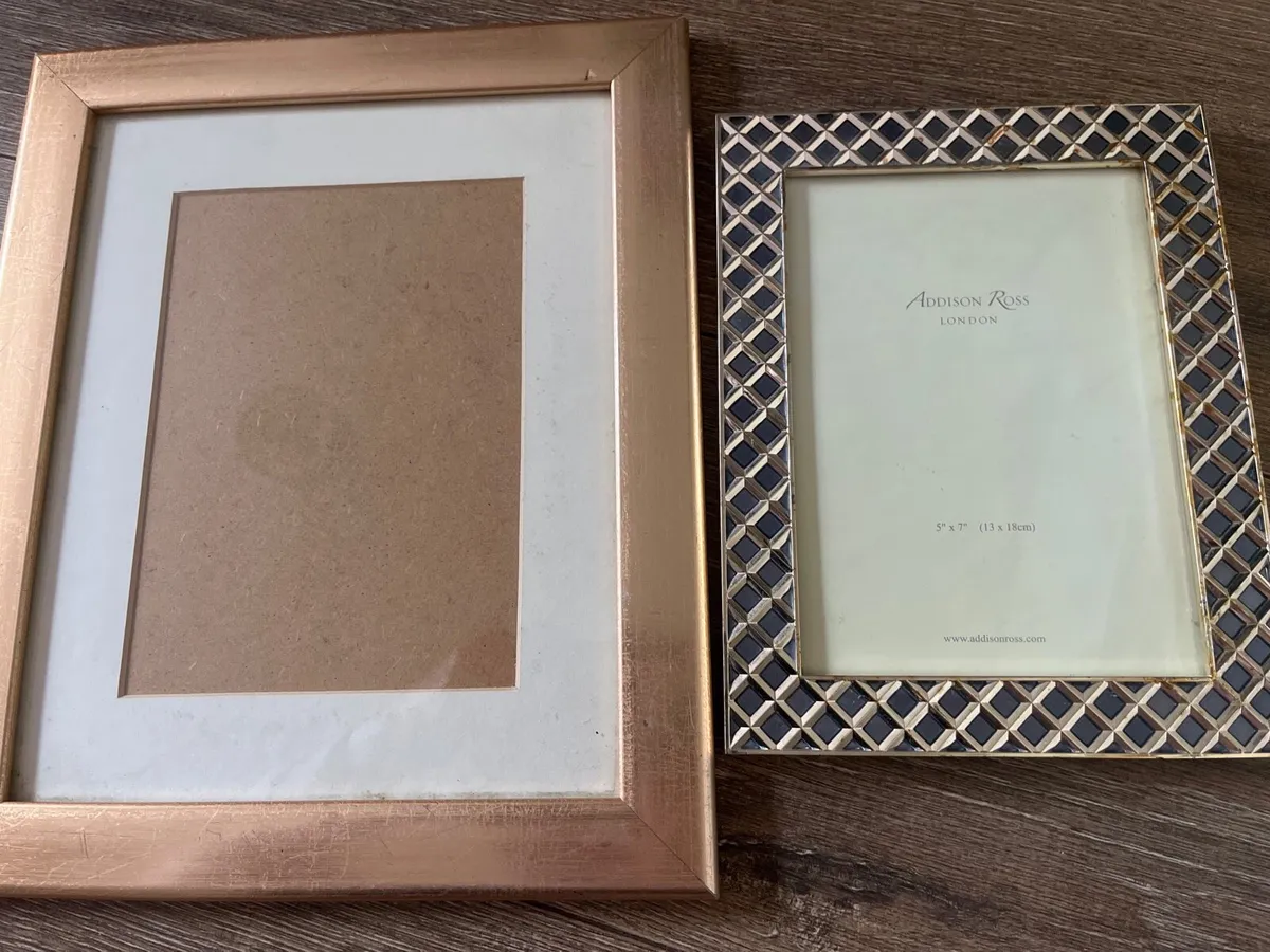 Two photo frames all together €5 - Image 4