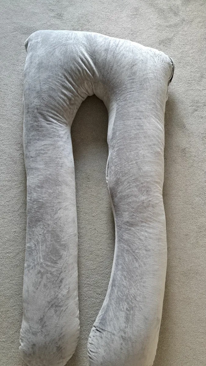 New Pregnancy pillow - Image 1
