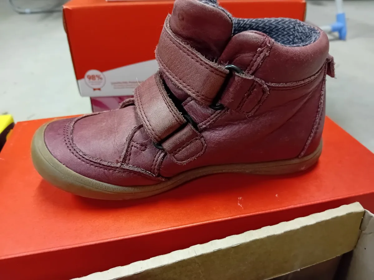 Girls shoes - Image 2