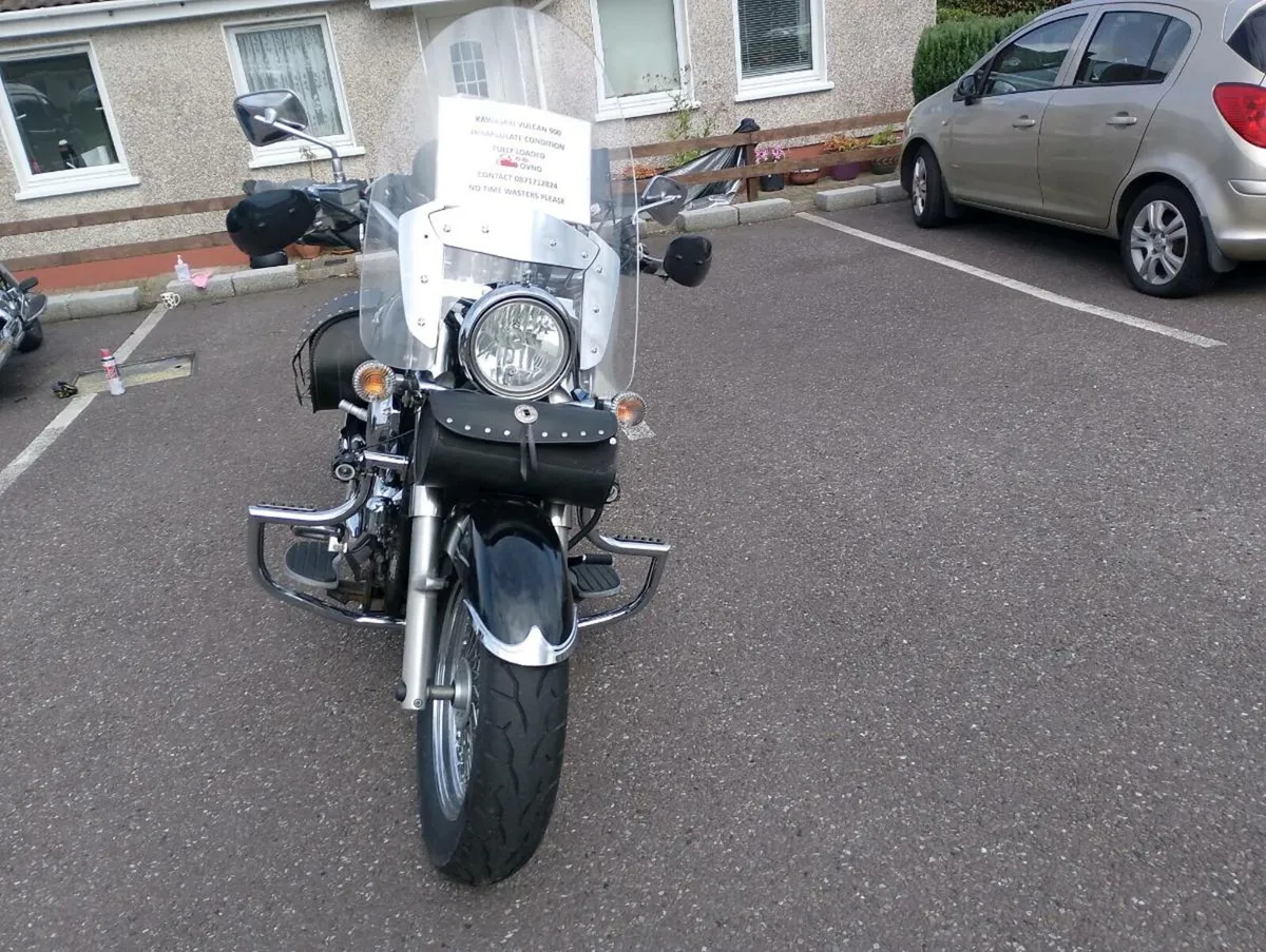 Kawasaki 900 - Image 3