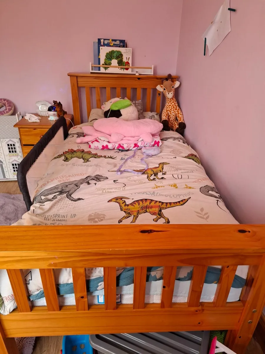 Single bed frame - Image 1