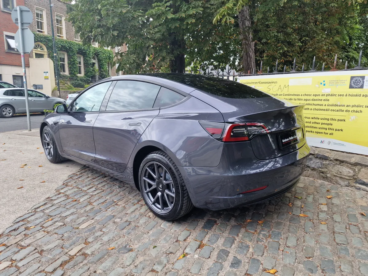2023 (231) Tesla Model 3 RWD - Image 2