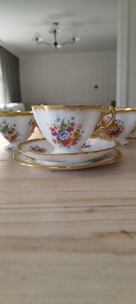 Bone China tea set - Image 2