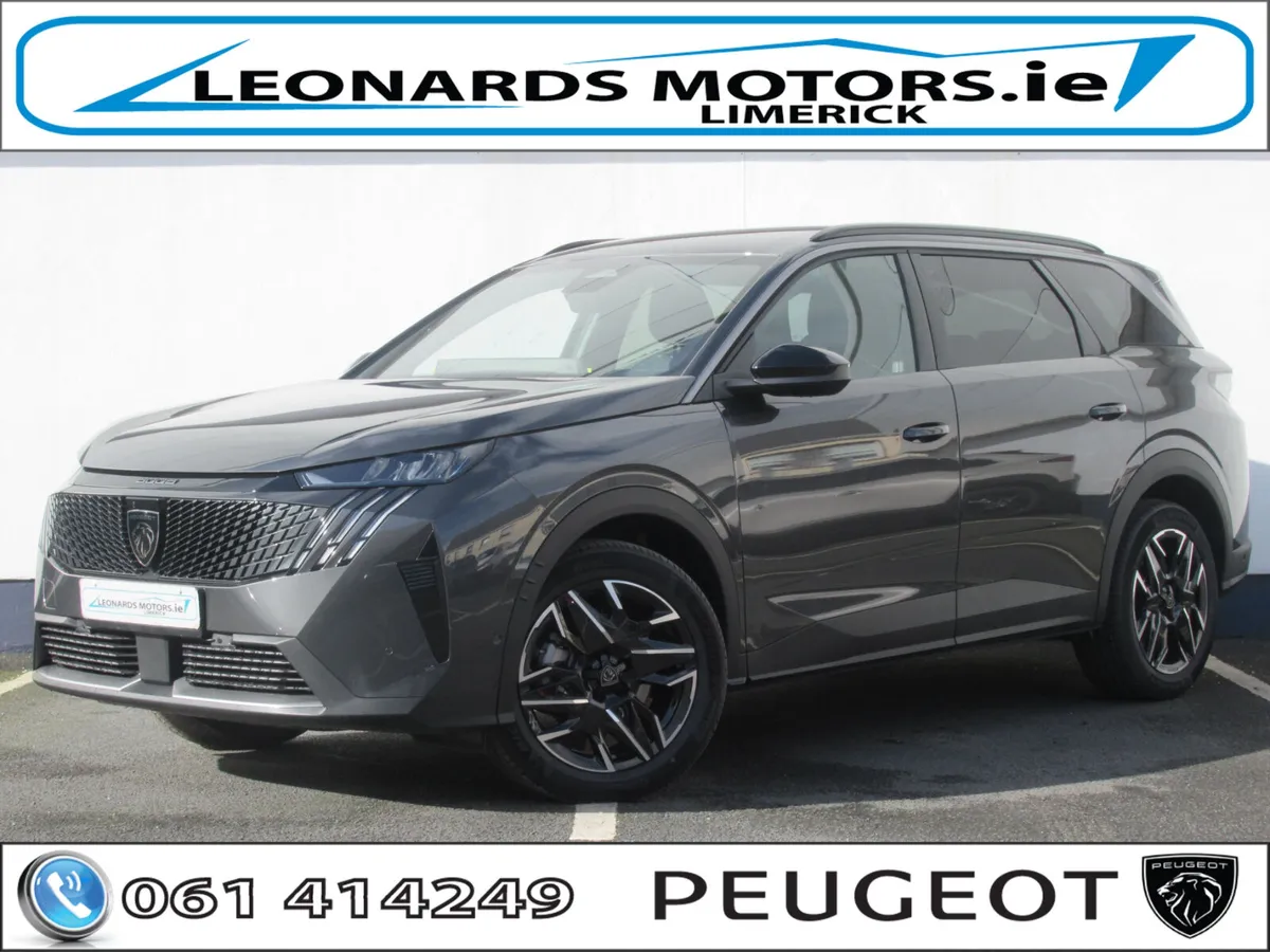 252 Peugeot 5008 Allure 1.2 Hybrid 136bhp *DEMO* - Image 3
