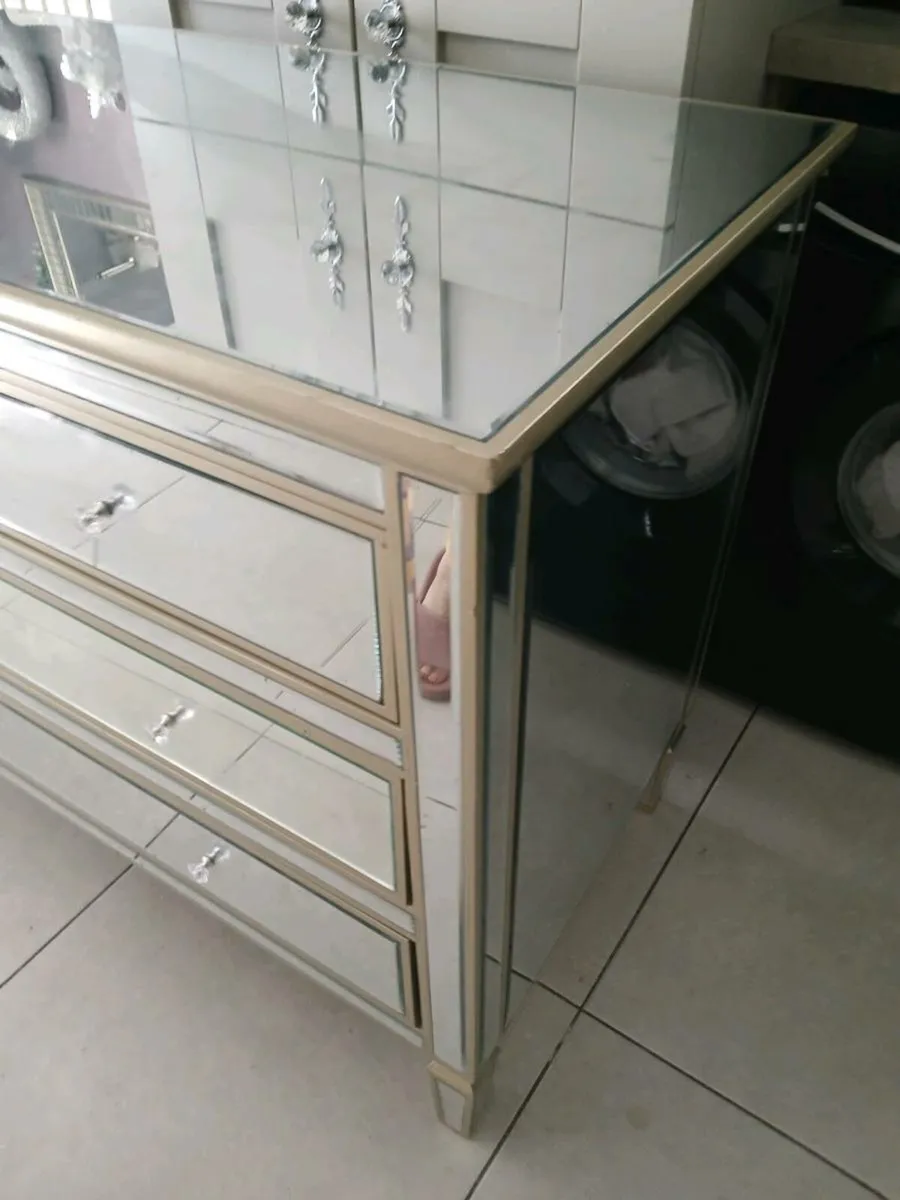 Mirrored chest drawers - Image 4