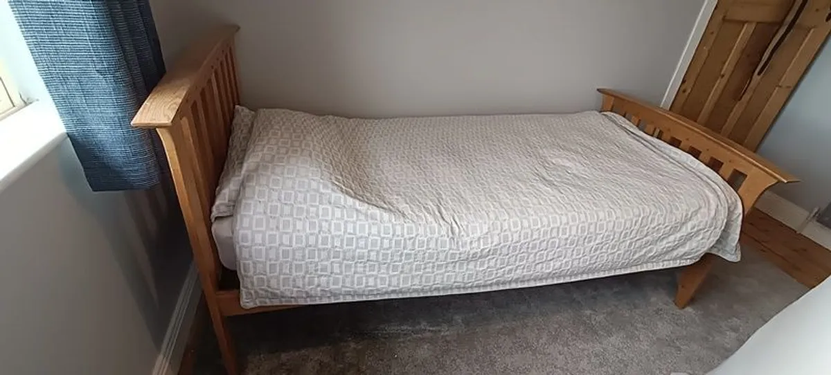 Solid Oak Single Beds/ Trundle Bed - Image 1