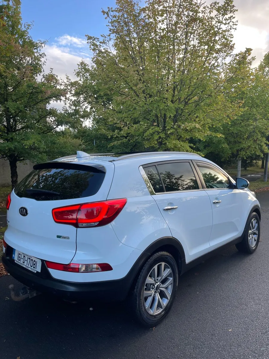 2016 Kia Sportage Platinum Model - Image 2