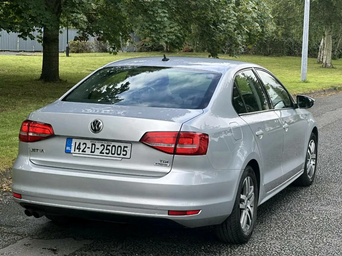 Vw jetta 2.0tdi bluemotion automatic - Image 4