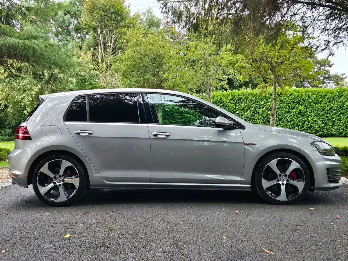 2014 Volkswagen Golf GTI 2.0Tfsi - DSG - Image 4