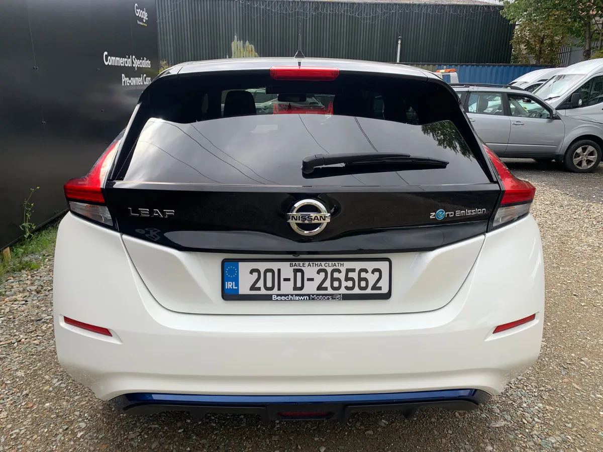 NISSAN LEAF 40 KWH EV SV AUTO - Image 4