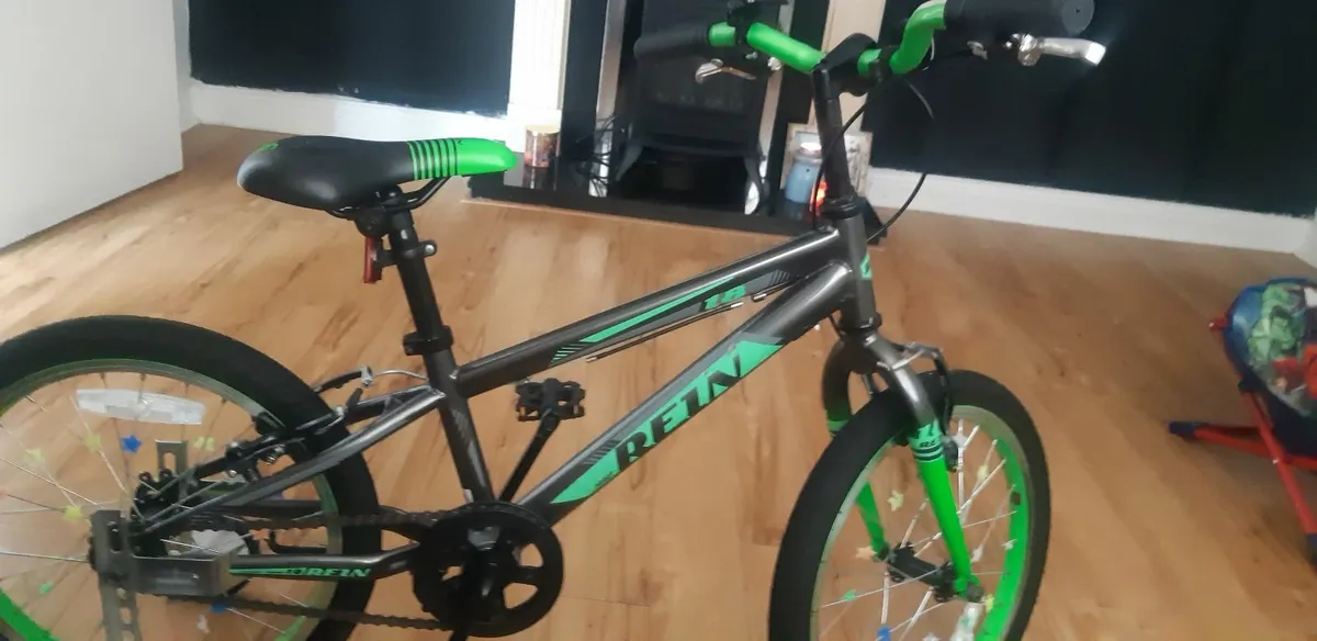 Kids 18inch bike - Image 1