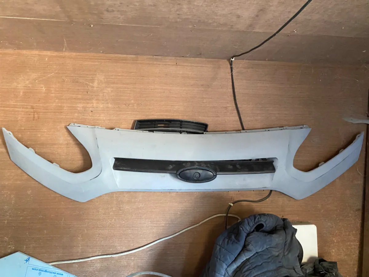 Car parts - Image 1