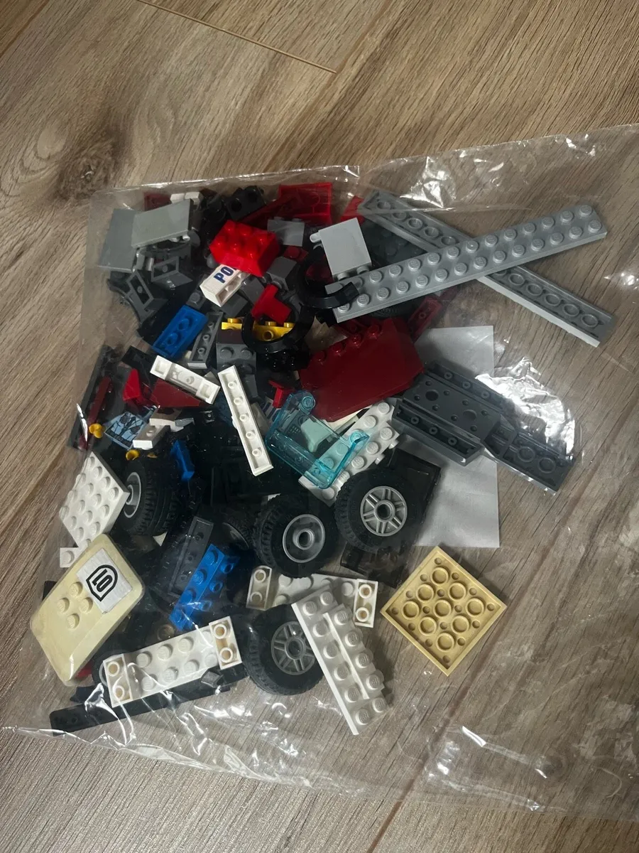 LEGO Persuit - Image 2