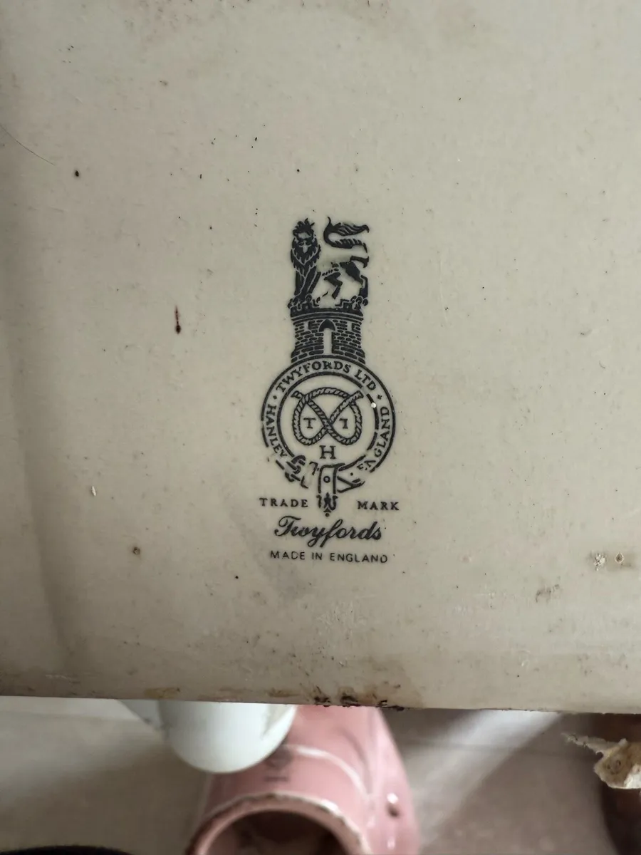 Twyford bathroom set - Image 4