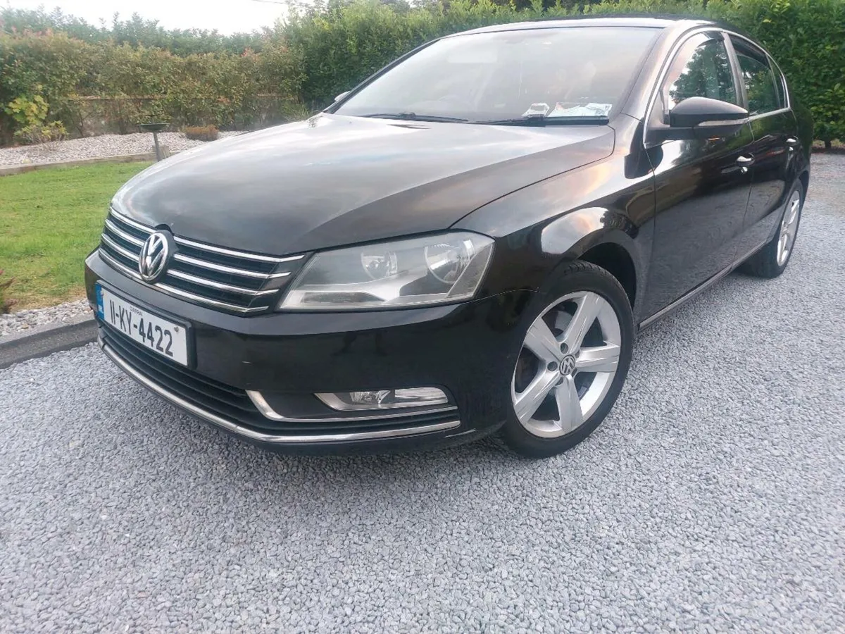 2011 vw passat 1.6 nct 1/26 tax €200 - Image 2