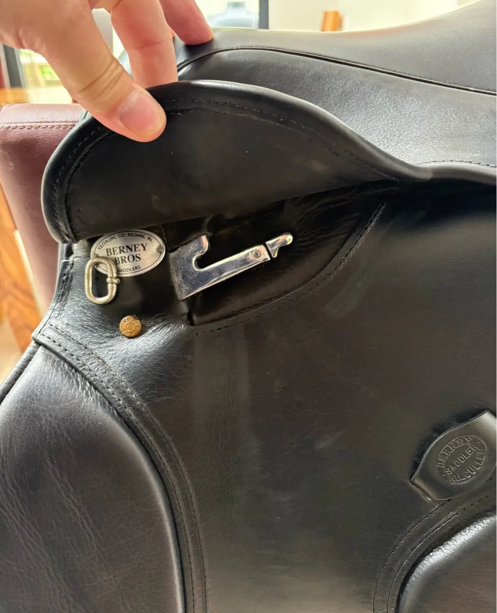 Saddle - Image 4