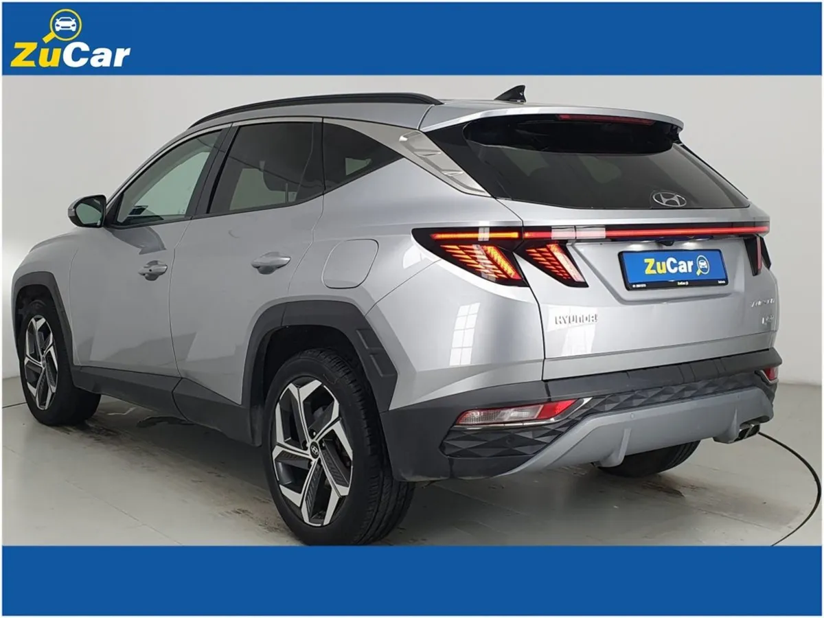 Hyundai Tucson  206 2WD Executive Plus HEV STG Au - Image 4