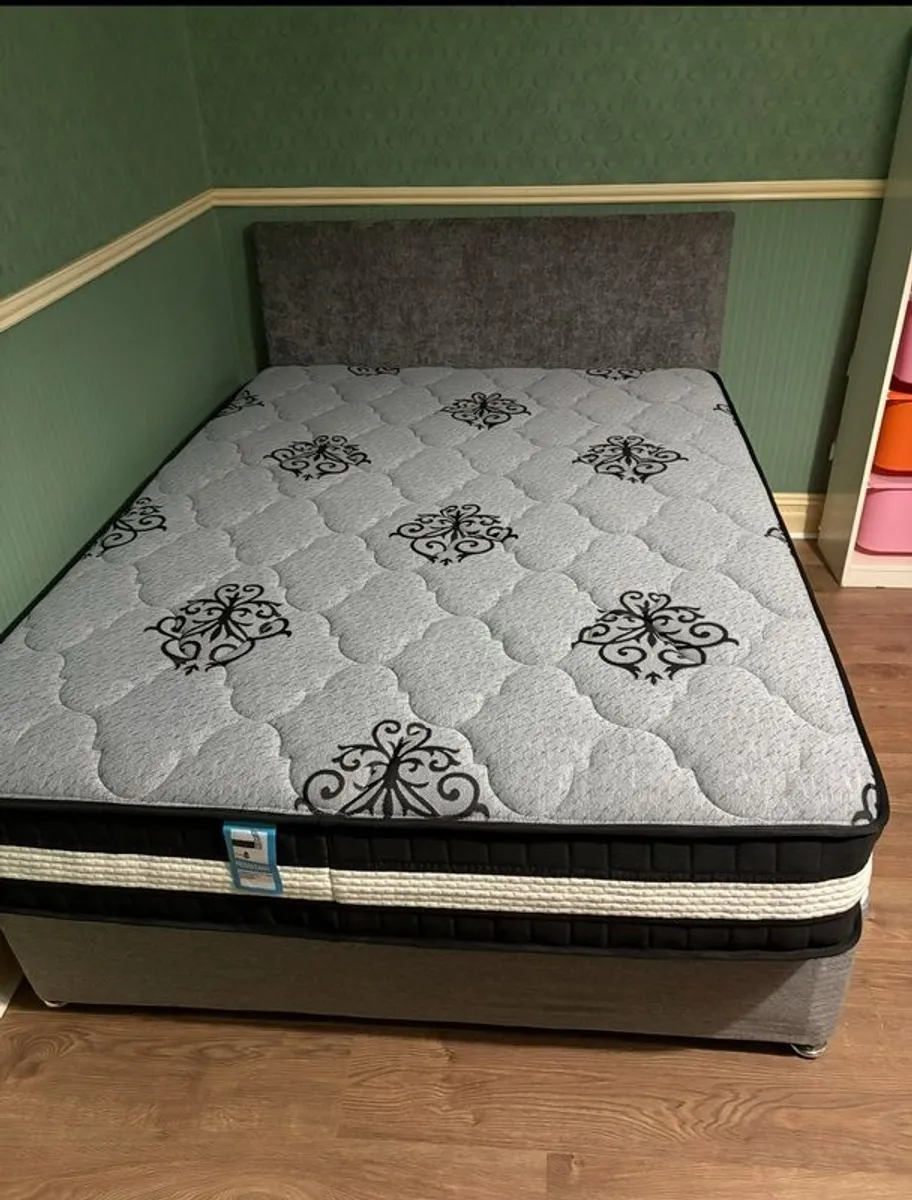 Double bed and mattress - Image 1