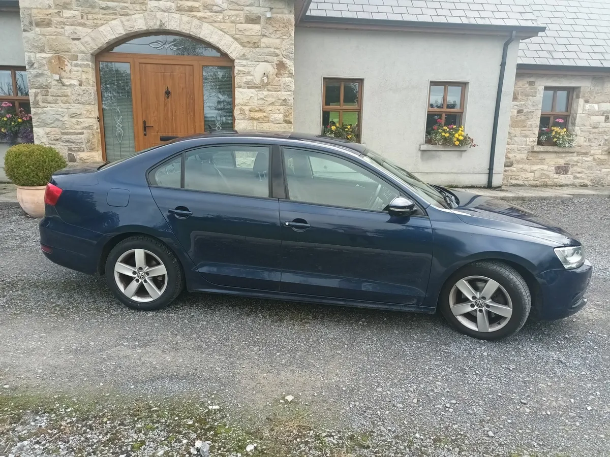 Volkswagen Jetta 2014 with New NCT & Low Mileage - Image 2